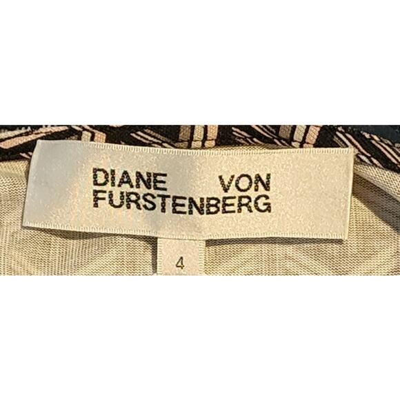 Diane von Furstenberg Karis Geo Tiles Faux-Wrap Dress, Size 4, NWT - Picture 4 of 7